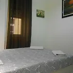 Crescent Rooms